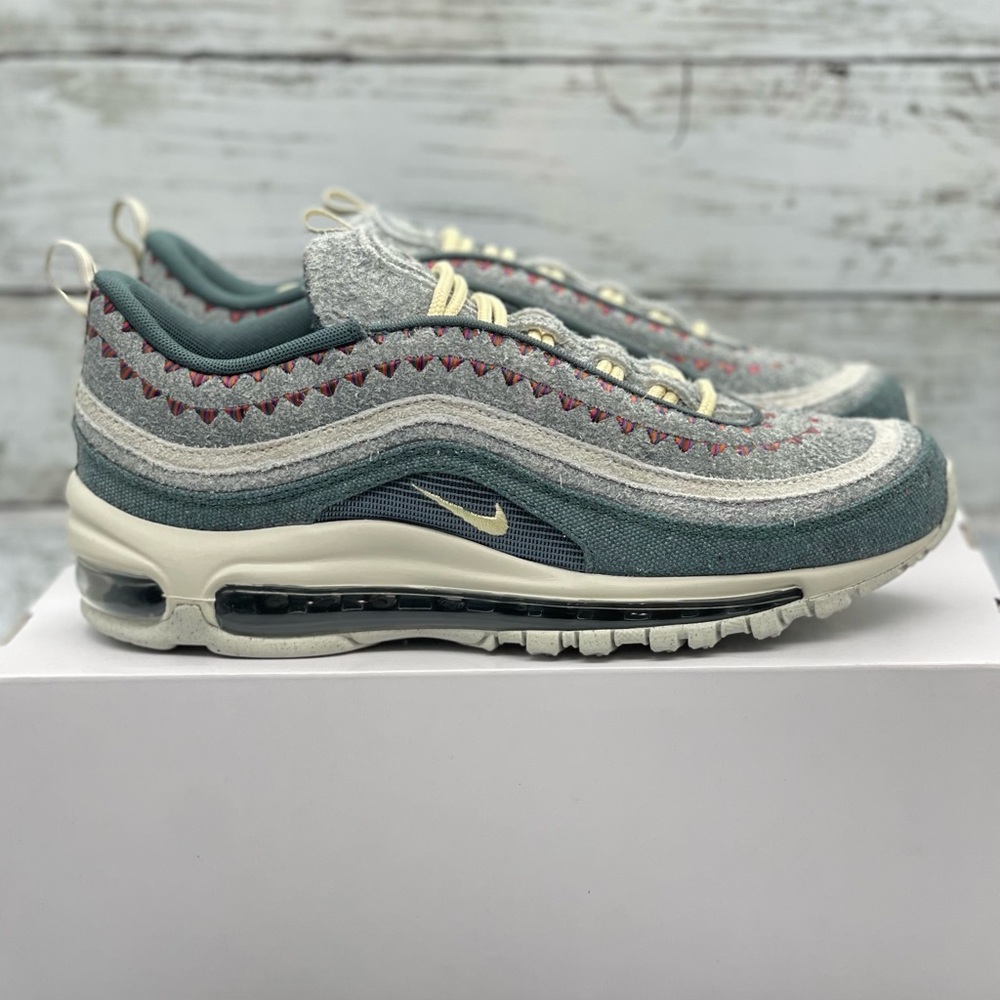Nike Air Max 97 Gray and Cream Athletic Shoes